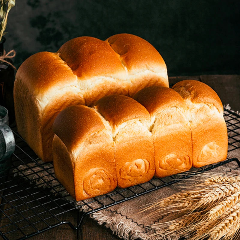 🍞 Αντικολλητικό Ταψί Ψωμιού με Καπάκι – Αλουμίνιο Χρυσό Ripple | 450g / 750g / 900g / 1000g