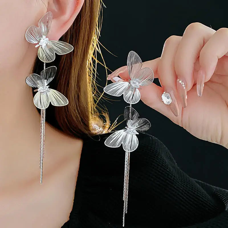 🦋✨ FTCY Exaggerated Butterfly Tassel Earrings – Χρυσά Σκουλαρίκια με Κρόσσια για Γυναίκες