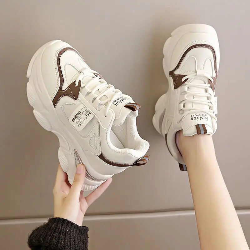 👟✨ Γυναικεία Ultra-Light Sneakers με Παχιά Σόλα