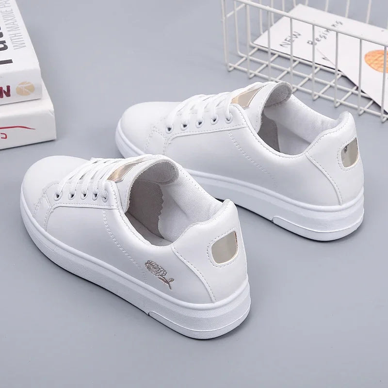 🌸👟 Γυναικεία Casual Sneakers με Κεντητά Λουλούδια – Άνεση & Ρομαντικό Στυλ! 👟🌸