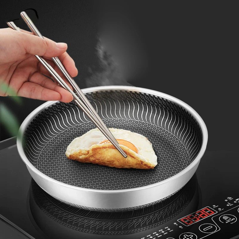 🍳 Τηγάνι 316L Ανοξείδωτου Ατσαλιού με Διπλή Επιφάνεια Honeycomb – Tri-Ply Κατασκευή | Αντικολλητικό, Ανθεκτικό & Κατάλληλο για Όλες τις Εστίες