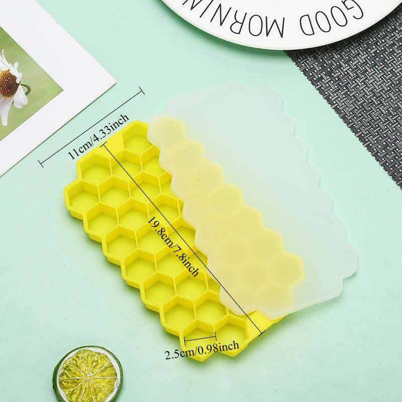 🧊🍯 Honeycomb Ice Cube Trays – Σιλικονούχα Φόρμα Παγάκια Κυψέλης με Καπάκι ✨ (1/2/4 τεμάχια)