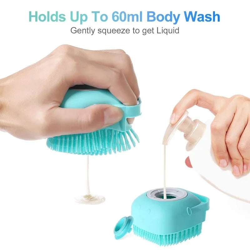 🛁🐾 Pet Shampoo Brush with Dispenser – Σιλικονούχα Βούρτσα Μασάζ & Σαπουνίσματος για Σκύλους & Γάτες 🧴🐶 2 σε 1: Απαλό μασάζ & καθαρισμός με δοχείο σαμπουάν – για άνετο και απολαυστικό μπάνιο!