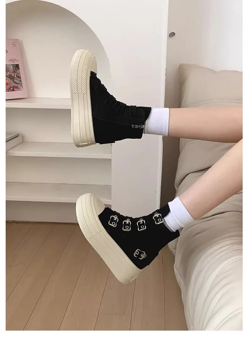 👟 CHABELLA Γυναικεία Ψηλά Sneakers με Λουράκι & Φερμουάρ – High Street Style 2025