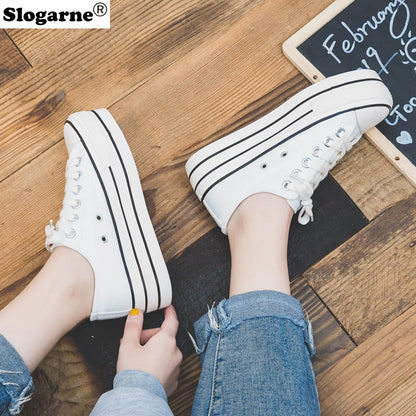 👟💖 Γυναικεία Canvas Sneakers με Κρυφό Τακούνι & Παχιά Σόλα 4.5CM 💖👟