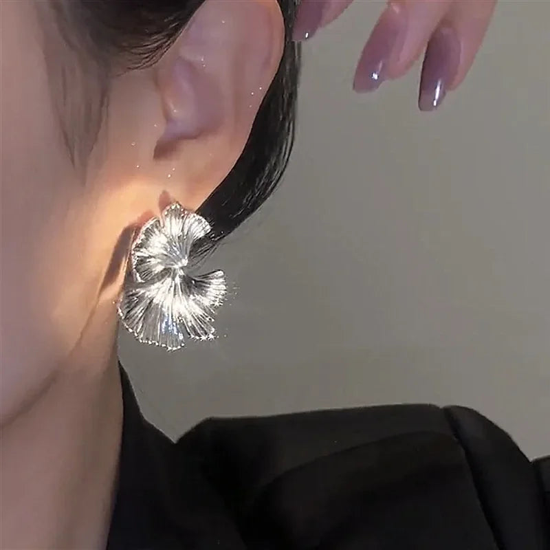 🍃✨ Σκουλαρίκια Ginkgo Leaf – Ασημί Χρώμα, Statement Fashion Jewelry για Γυναίκες 💍🌸