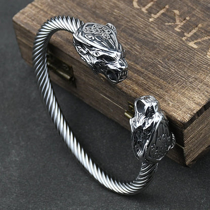 🐺 Viking Wolf “Geri & Freki” Stainless Steel Bangle – Ανδρικό Βραχιόλι Ανοξείδωτο με Κεφαλές Λύκων & Πατούσα Αρκούδας | Nordic Amulet Power