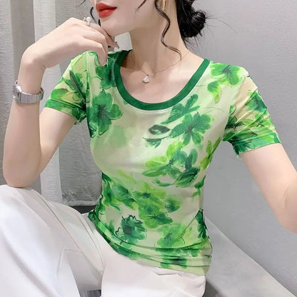 👚✨ Γυναικείο T-shirt με Κοντό Μανίκι – Μοναδικό Στυλ 2025!