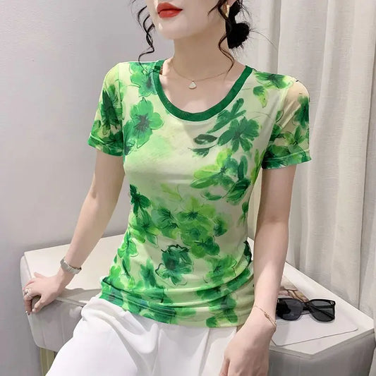 👚✨ Γυναικείο T-shirt με Κοντό Μανίκι – Μοναδικό Στυλ 2025!