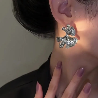 🍃✨ Σκουλαρίκια Ginkgo Leaf – Ασημί Χρώμα, Statement Fashion Jewelry για Γυναίκες 💍🌸