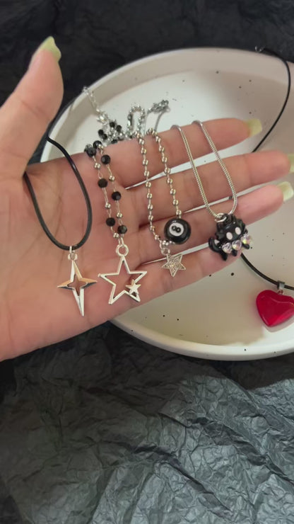 ⭐ Vintage Δερμάτινο Κολιέ με Αστέρι – Unisex, Ασημί Αντικέ με Y2K Aesthetic ✨